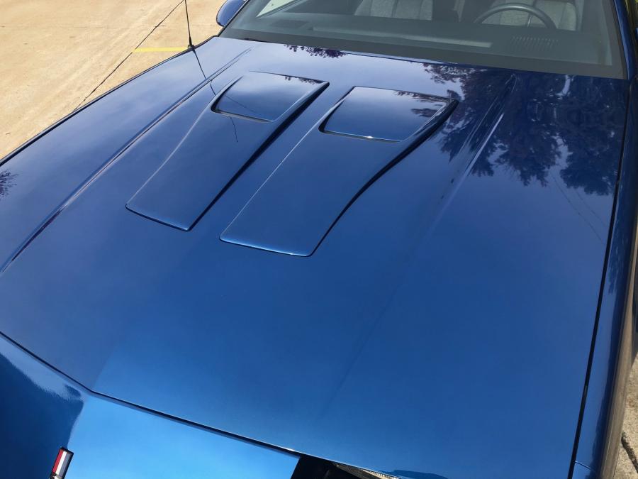 Детали экстерьера Chevrolet Camaro Z28 IROC-Z (1FP87) 1991 года  (фото 16 из 46)